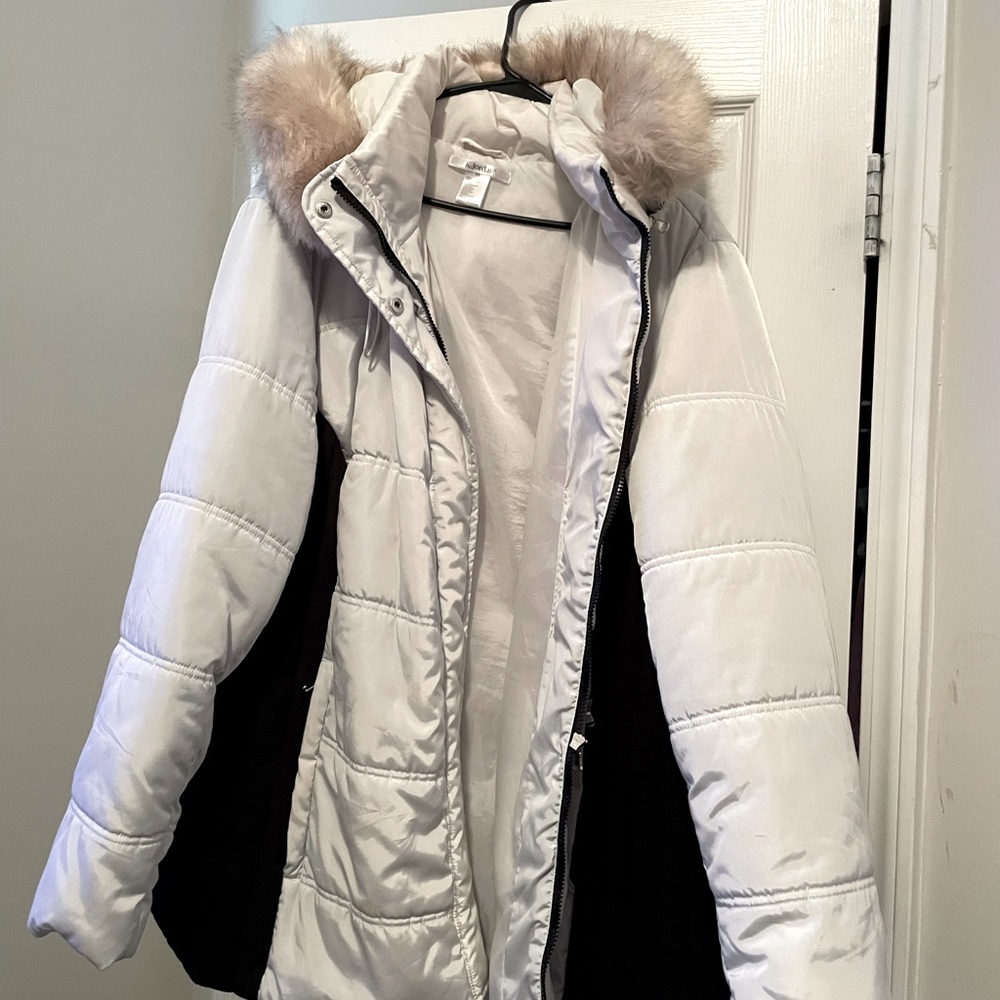 Plus size puffer white women.   Size 4x